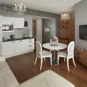 Parkside Old Town Apartahotel